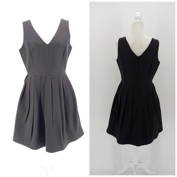 Halston Heritage Dresses & Skirts - Halston Heritage black sleeveless dress Sz 10